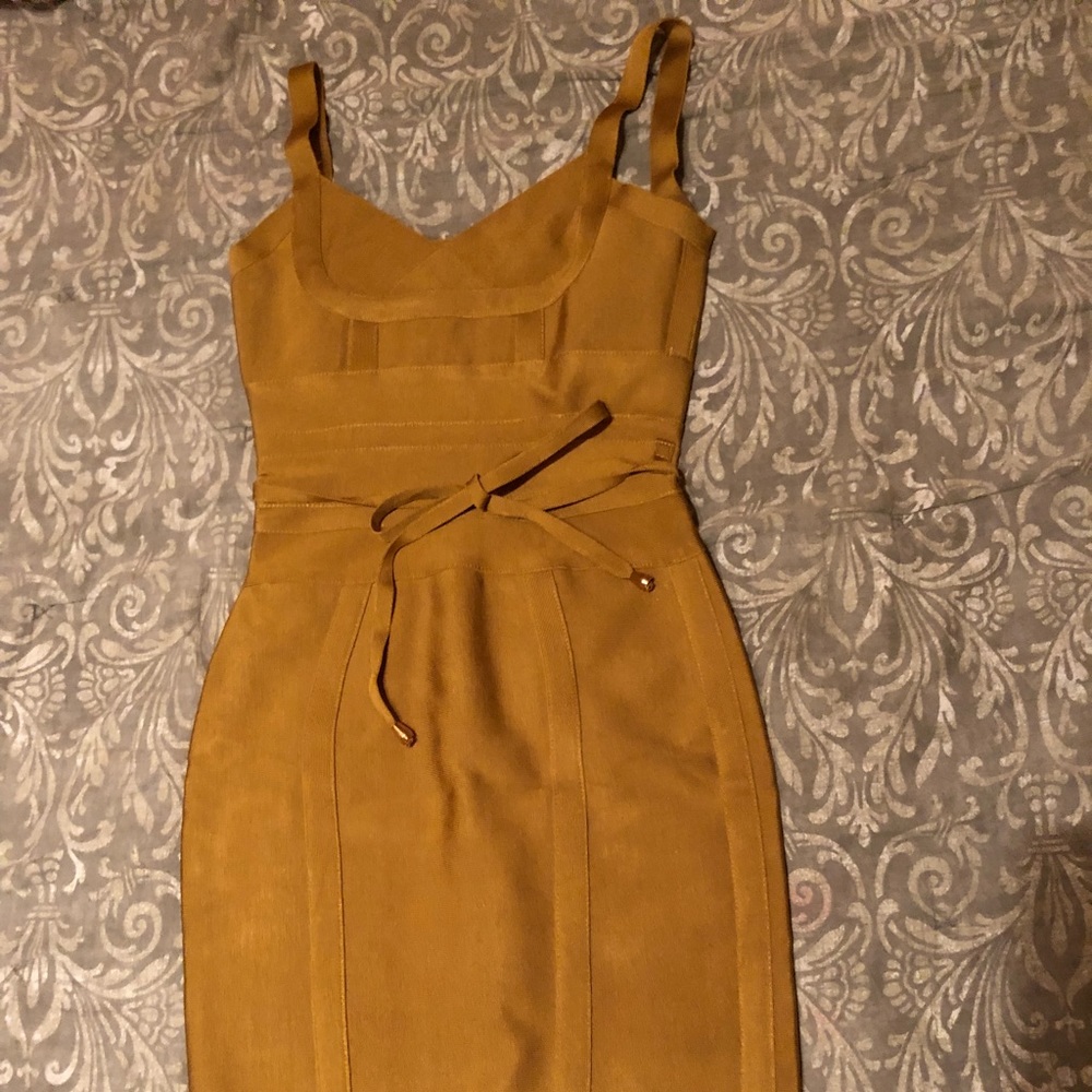 New Bandage Dress Small NWOT. Yellow/Mustard Color